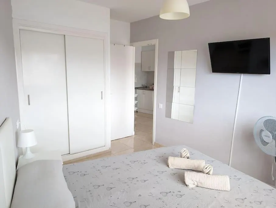 Bright Cosy 1Br Apt 7 Min To Beach Siam Park Mall Playa de las Americas  0*, Playa de las Americas (Tenerife)